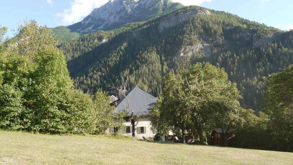 Bed and Breakfast Les Means Meolans-Revel Exterior foto