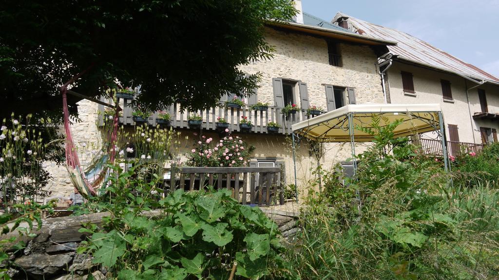 Bed and Breakfast Les Means Meolans-Revel Exterior foto