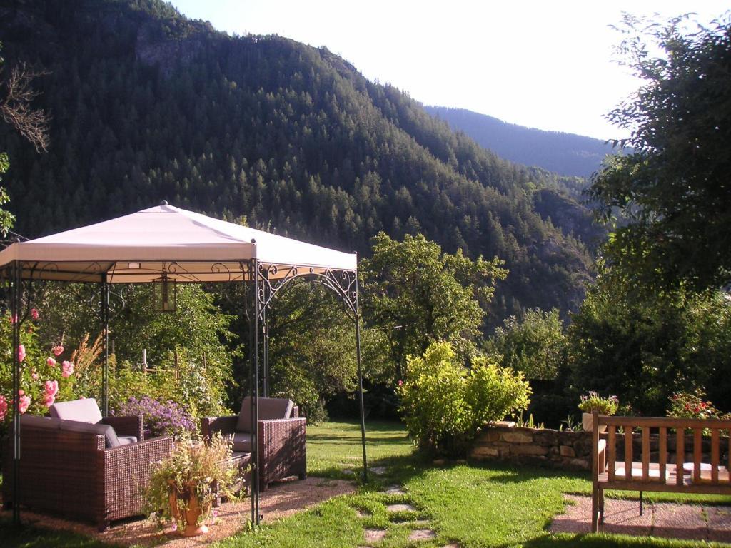 Bed and Breakfast Les Means Meolans-Revel Exterior foto