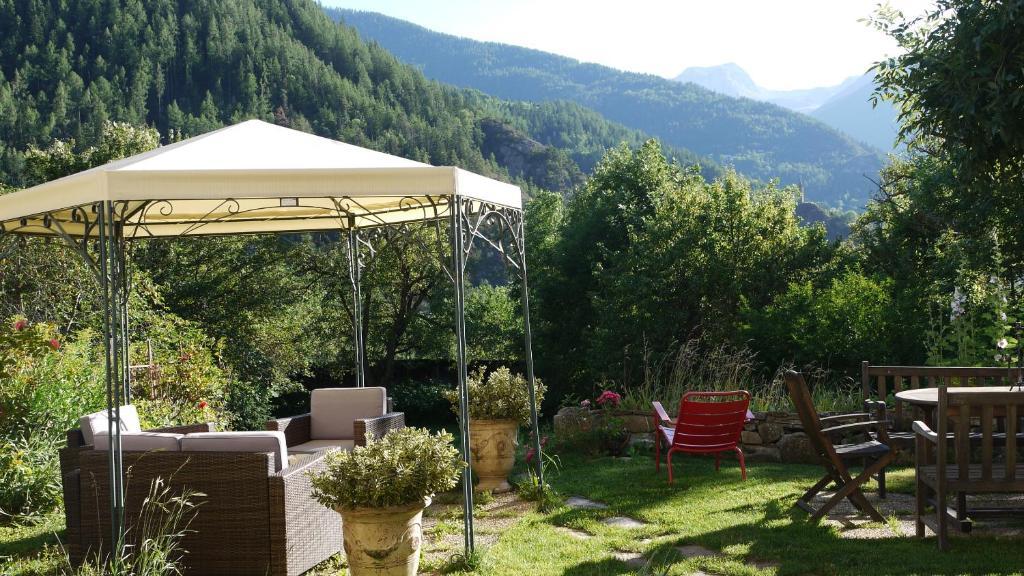 Bed and Breakfast Les Means Meolans-Revel Exterior foto