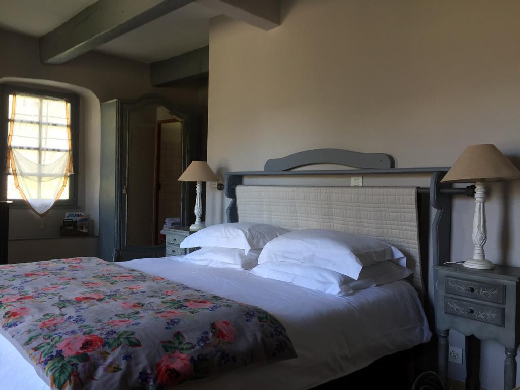 Bed and Breakfast Les Means Meolans-Revel Exterior foto