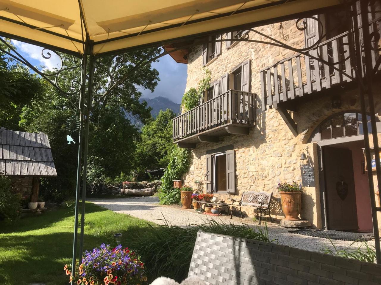 Bed and Breakfast Les Means Meolans-Revel Exterior foto